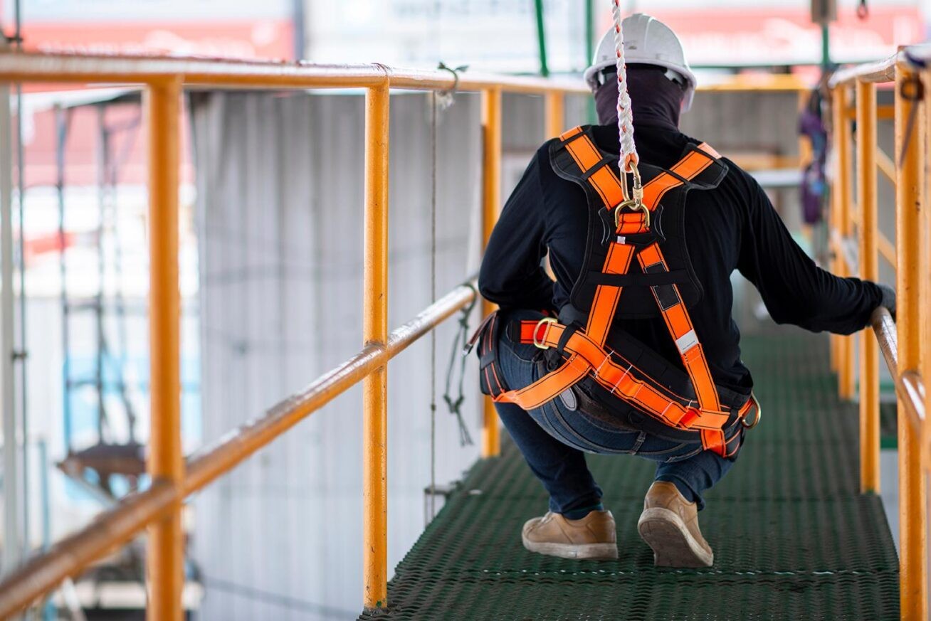 Fall Protection System / Fall Arrest Line